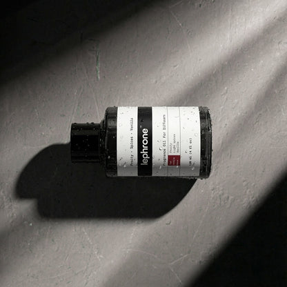 Fruity • Spices • Vanilla